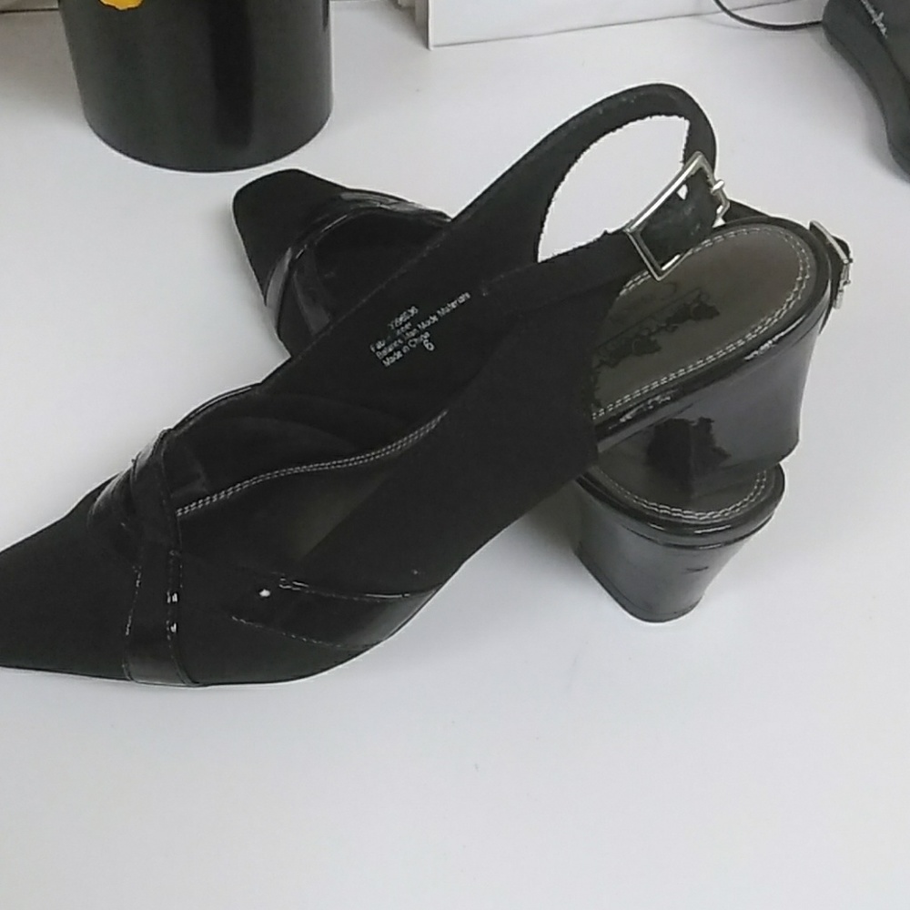Shoes - Picture 3 of 6